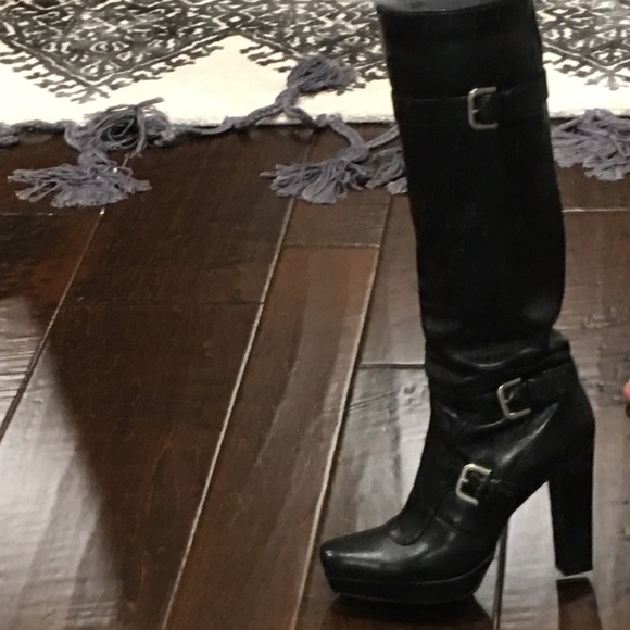 Stuart Weitzman under the knee tall boot - Picture 2 of 3
